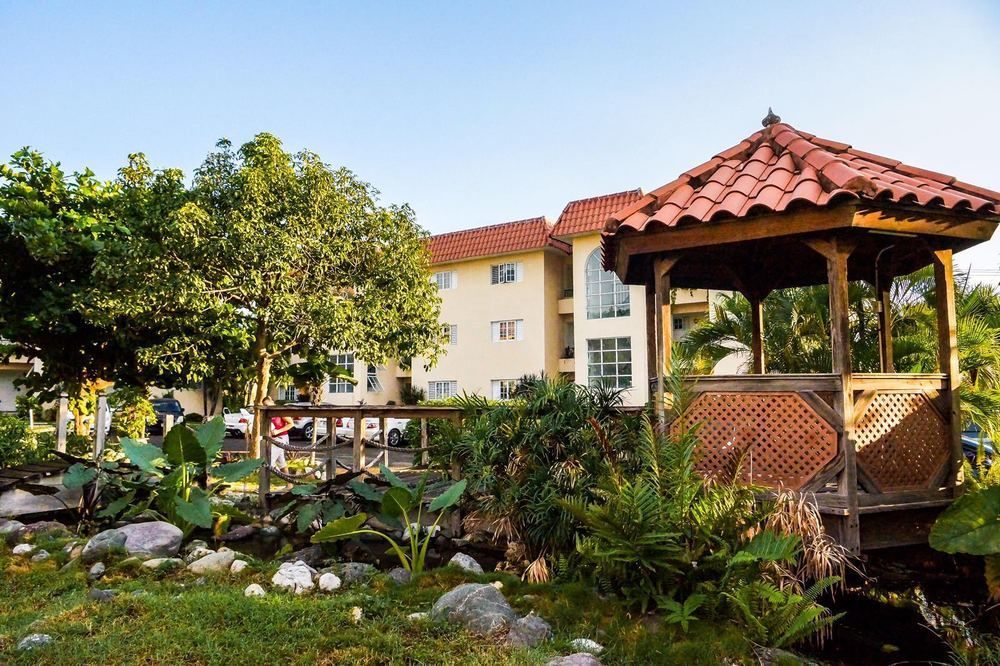 Kingston Guest Apt At Plantation Springs Exterior photo